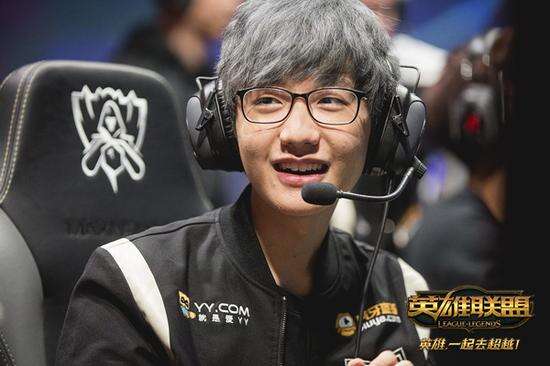 任何个人的 任何个人的